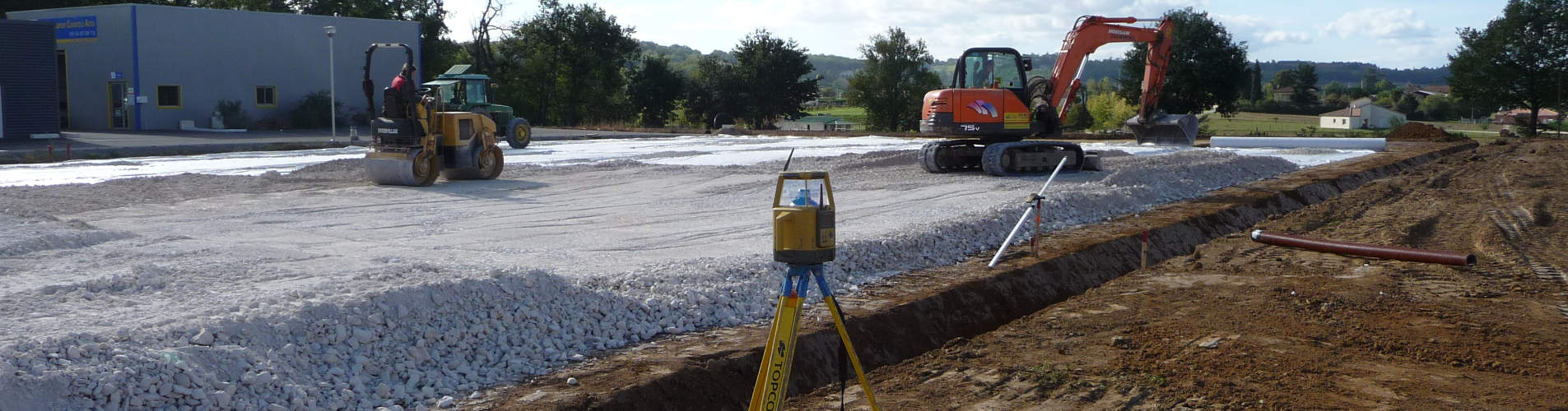 Terrassement, démolition et assainissement sur Agen, Nérac dans le Lot et Garonne.