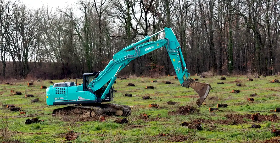 Terrassement, démolition et assainissement sur Agen, Nérac dans le Lot et Garonne.